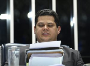 Davi-Alcolumbre-no-Senado.jpg