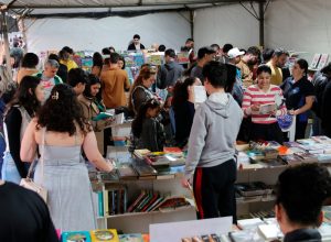 FEIRA-DO-LIVRO-0509-CHRISTIAN-RIZZI-111-1024x688.jpg