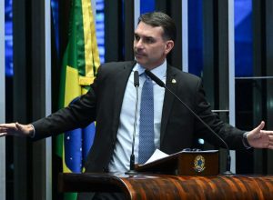 Flavio-Bolsonaro-Ag.jpg