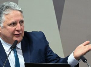 Garotinho-Rio-.jpg
