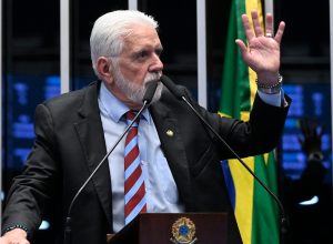 jaques-wagner-foto-carlos-moura-agencia-senado-1.jpg
